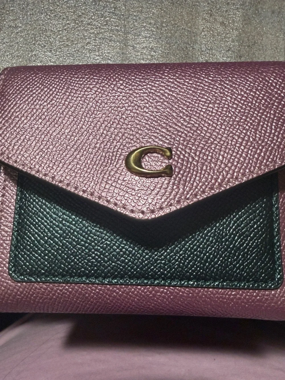 Coach Metallic Pink and Black Leather Small Wallet with Gold 'C' - Picture 6 of 6